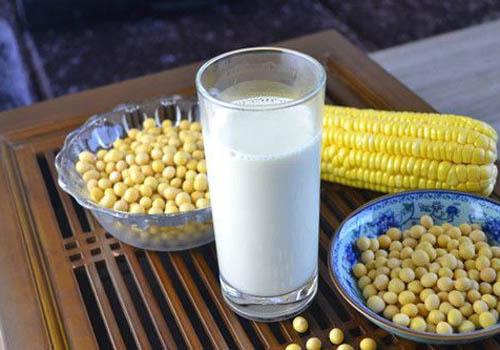 孕妇喝豆浆有什么好处（孕妇喝豆浆有什么好处与坏处）