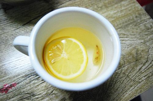 秋天喝什么茶去湿气（秋天喝什么茶去湿气最好）