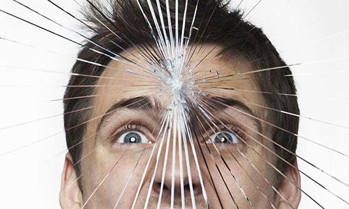 失忆是什么原因造成的