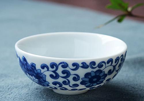 彩色碗有毒吗 彩色的碗有没有毒