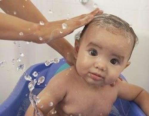 婴儿洗头怎么洗 婴儿洗头怎么洗最好