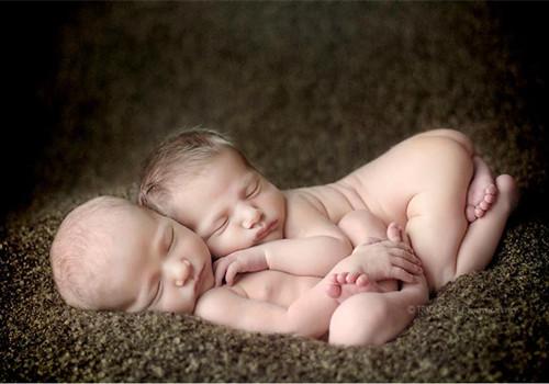 新生儿的身体奥秘（新生儿的身体奥秘是什么）