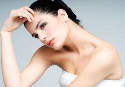 卵巢癌是怎么引起的（卵巢癌是怎么引起的能治吗）