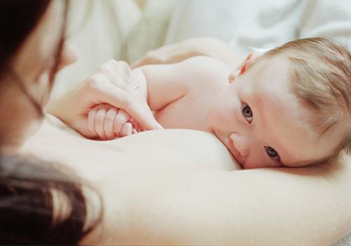 哺乳期吃辣的对宝宝有什么影响（哺乳期吃辣的对宝宝有什么影响嘛）