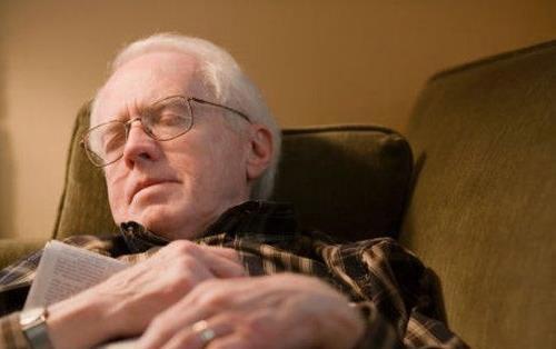 午睡的好处 午睡的好处有哪些