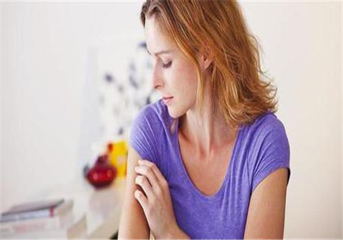 荨麻疹老是反复发作怎么办 荨麻疹反反复复发作怎么办