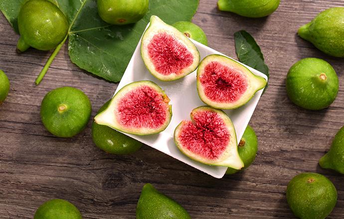新鲜的无花果可以带皮吃吗 新鲜的无花果吃了有什么副作用
