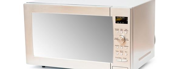 微波炉里面转盘的好还是不转的好（家用微波炉有转盘的好,还是没有转盘的）