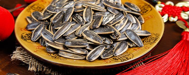 晚上吃瓜子会长胖吗（晚上吃瓜子能长胖吗）