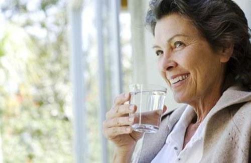 痛风性关节炎怎么缓解（痛风性关节炎如何缓解）