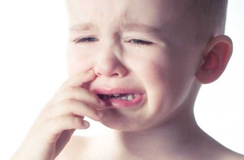 小孩说话结巴怎么办 2岁半小孩说话结巴怎么办