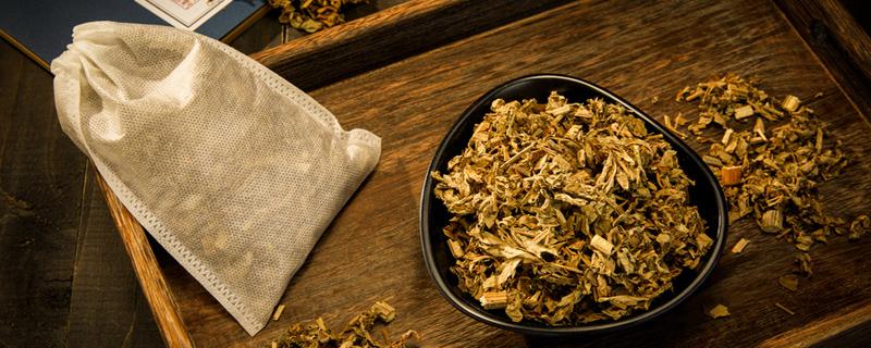 艾草在家里熏好不好 房间熏艾草有害吗