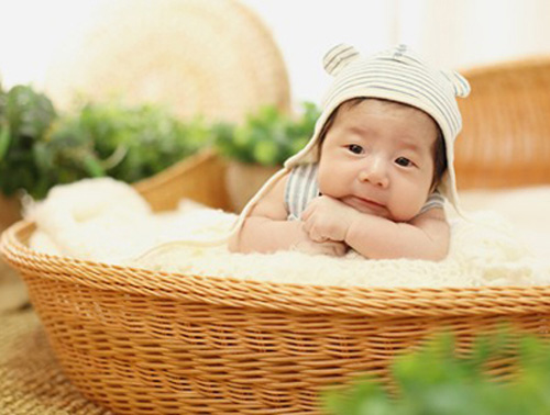 新生儿黄疸正常值是多少 四天新生儿黄疸正常值是多少