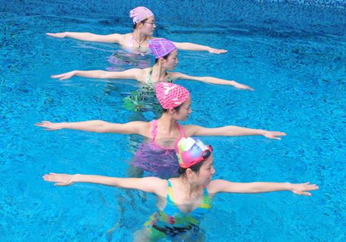 水中瑜伽有什么好处（水元素瑜伽有什么好处）