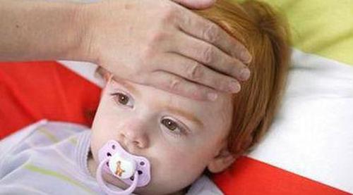 小孩子发烧怎么办（广州现在小孩子发烧怎么办）