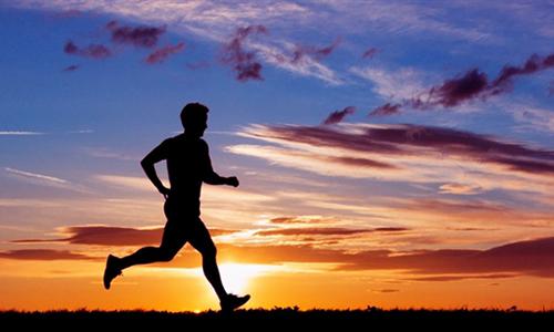 跑步前慢走算是热身吗 跑步前慢跑热身行吗?