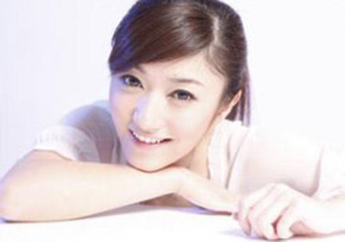 月经不调头疼的关系（头疼月经不调怎么回事）