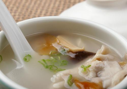 风寒感冒咳嗽有痰吃什么好得快 风寒感冒痰多吃什么样