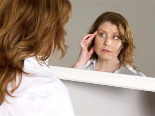 女人内分泌失调怎么办（50岁的女人内分泌失调怎么办）