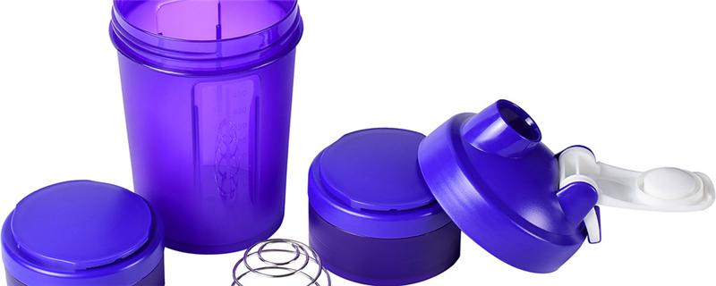 摇摇杯能装开水吗 摇摇杯可以装沸水吗