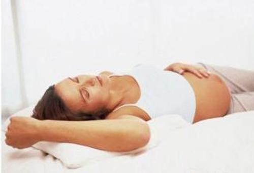 低烧恶心是不是怀孕了 发烧恶心是不是怀孕了