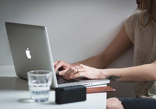 怀孕的前兆腰酸背痛吗 怀孕前兆腰疼后背酸