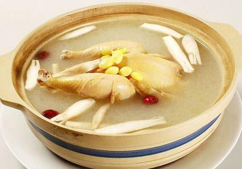 哺乳期感冒吃药后多久可以喂奶（哺乳期间吃感冒药后多久可以喂奶）