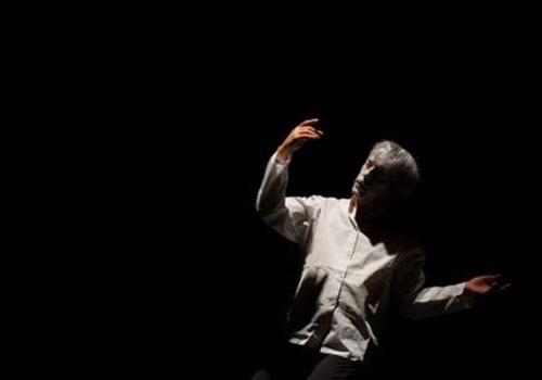 成人自闭症的表现形式 成人自闭症行为表现有哪些