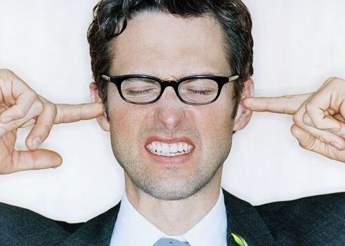 中耳炎可以坐飞机吗 中耳炎可以坐飞机吗一个小时