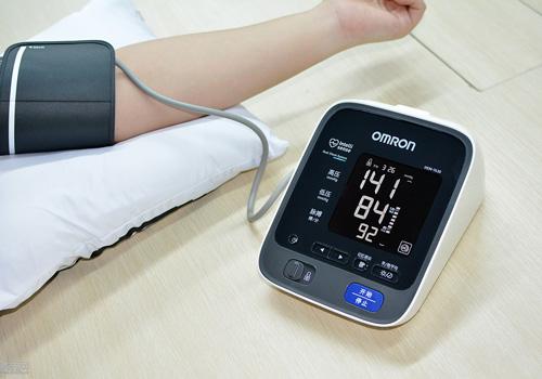 秋季血压升高怎么办 秋季血压升高怎么办吃什么药