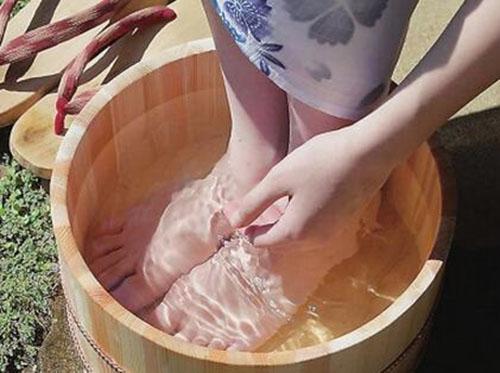 冬天血液循环不好 冬天血液循环不好怎么办