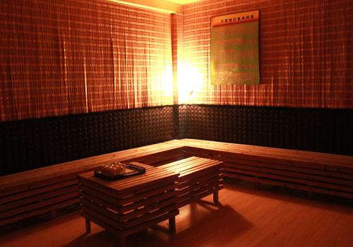 中暑可以汗蒸吗 中暑可以蒸桑拿吗