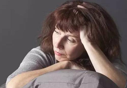 女性更年期有哪些表现 更年期如何调理