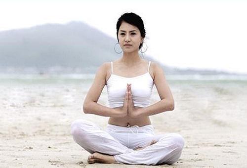 经期能练瑜伽吗（经期瑜伽可以练吗）