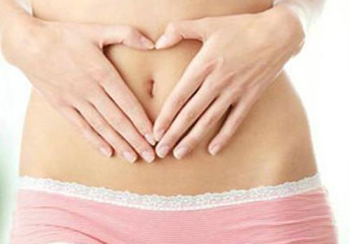 盆腔炎是怎么引起的（盆腔炎是怎么引起的原因）