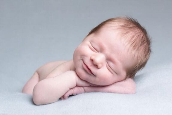 鹅口疮是怎么引起的 鹅口疮是怎么引起的 婴儿