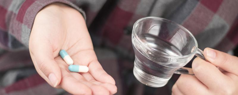 吃了消炎药多久可以喝酒（牙疼吃了消炎药多久可以喝酒）