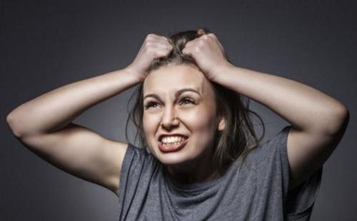 女人爱生气会得什么病（女人经常生气会得什么病?）