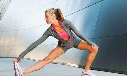 跑完马拉松腿疼怎么办（跑完马拉松之后腿疼怎么办）