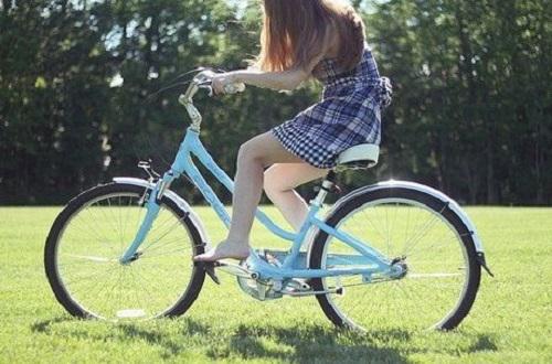骑自行车可以瘦腿吗（骑自行车可以瘦腿吗每天骑自行车多久能减肥）