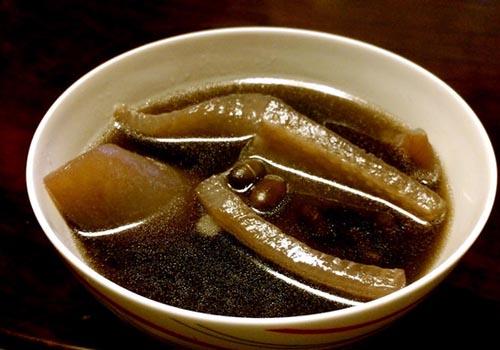 红枣黑豆猪皮汤