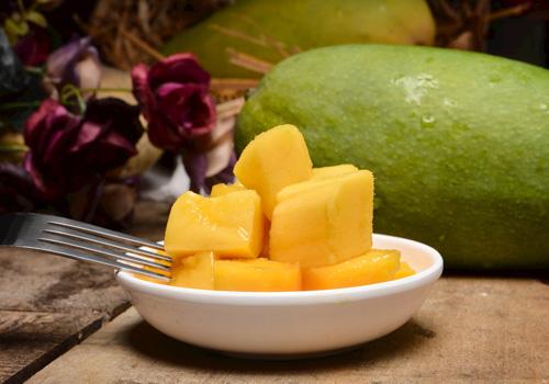 马路边的芒果可以吃吗（马路边的芒果可以吃吗图片）