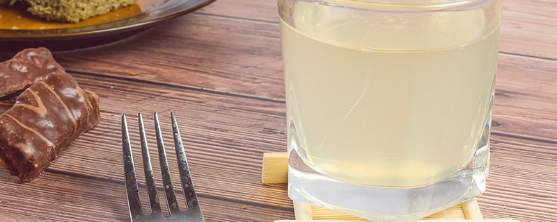 蜂蜜水为什么有点酸酸的味道 蜂蜜水为什么有点酸
