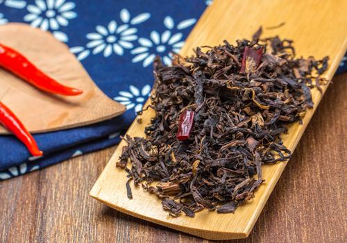 梅干菜能用热水泡吗 梅干菜能用热水泡吗