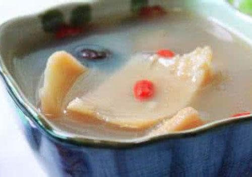 榴莲壳玉米大骨汤