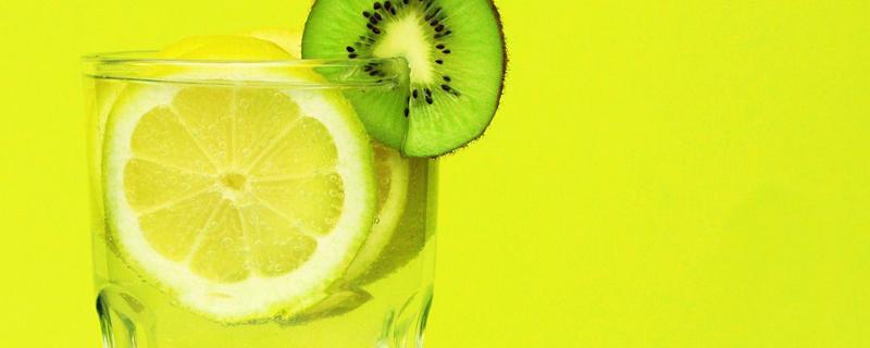 柠檬蜂蜜放冰箱哪层 柠檬蜂蜜要放冰箱里吗