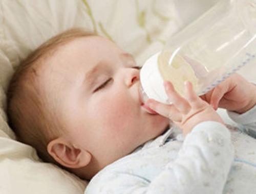 宝宝空调房睡注意事项 小婴儿睡空调房注意什么