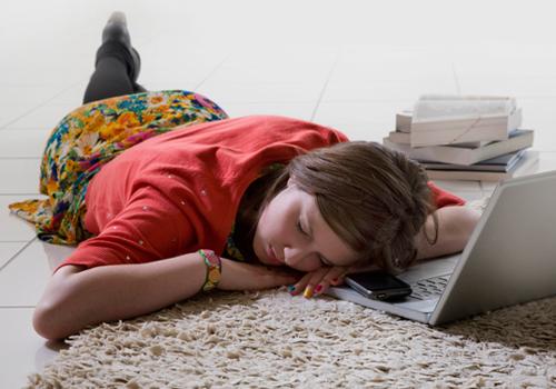 经常浑身无力是怎么回事（经常浑身无力是怎么回事,需要补充什么）