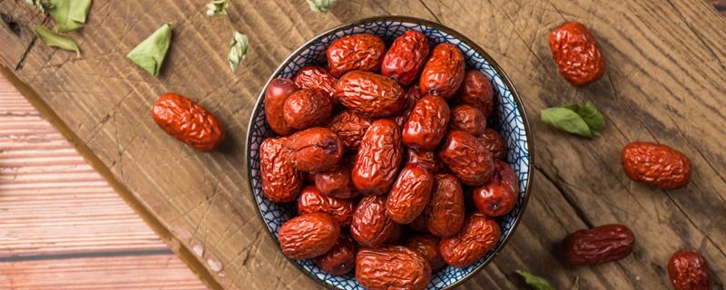 红枣干泡水的功效与作用 红枣干泡水的功效与作用机理