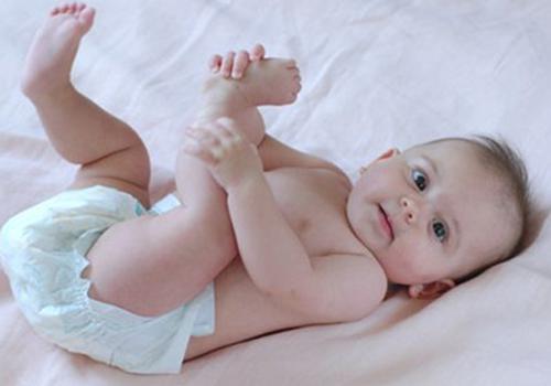 宝宝夜惊是怎么回事（宝宝夜惊是怎么回事儿）